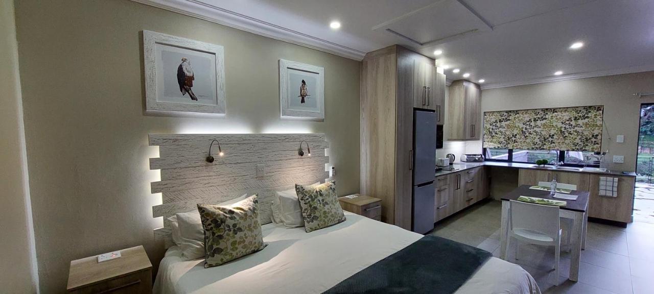Studio 5 The Studios At Churchill ฮิลเครสต์ ภายนอก รูปภาพ